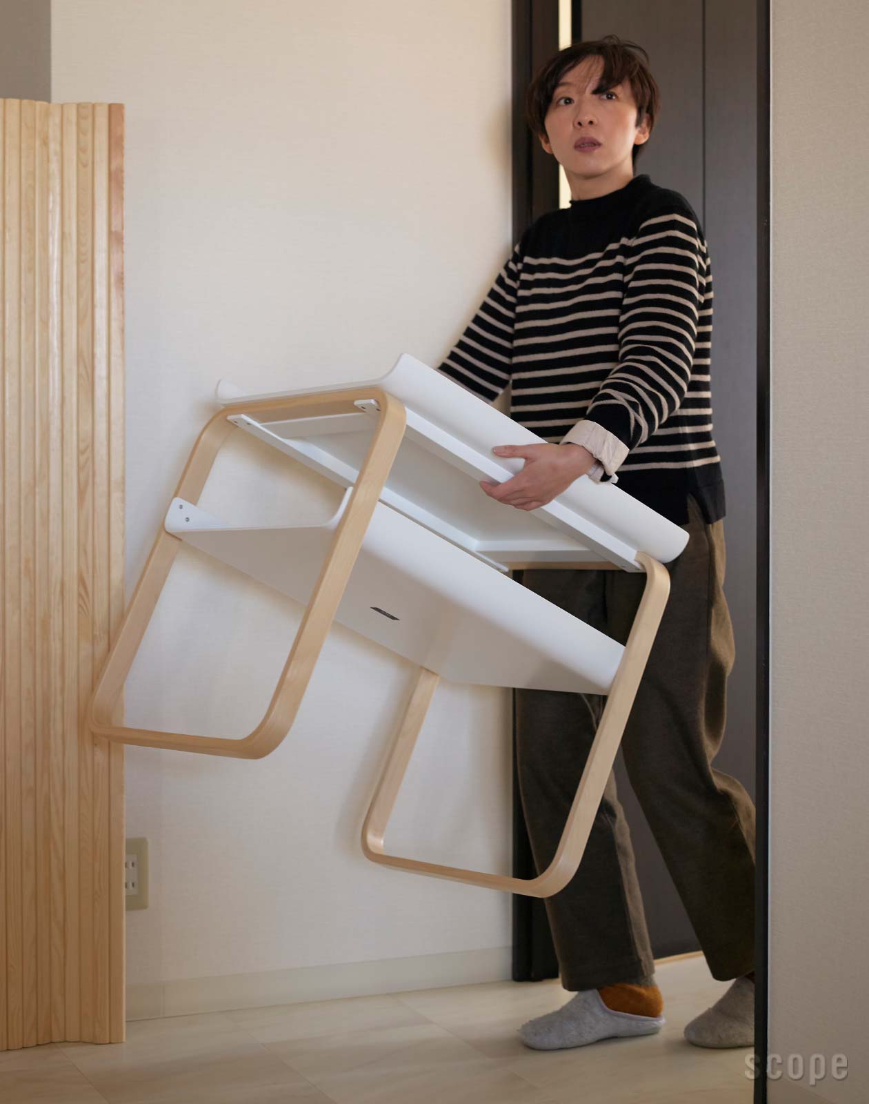 915 サイドテーブル | Artek (アルテック)