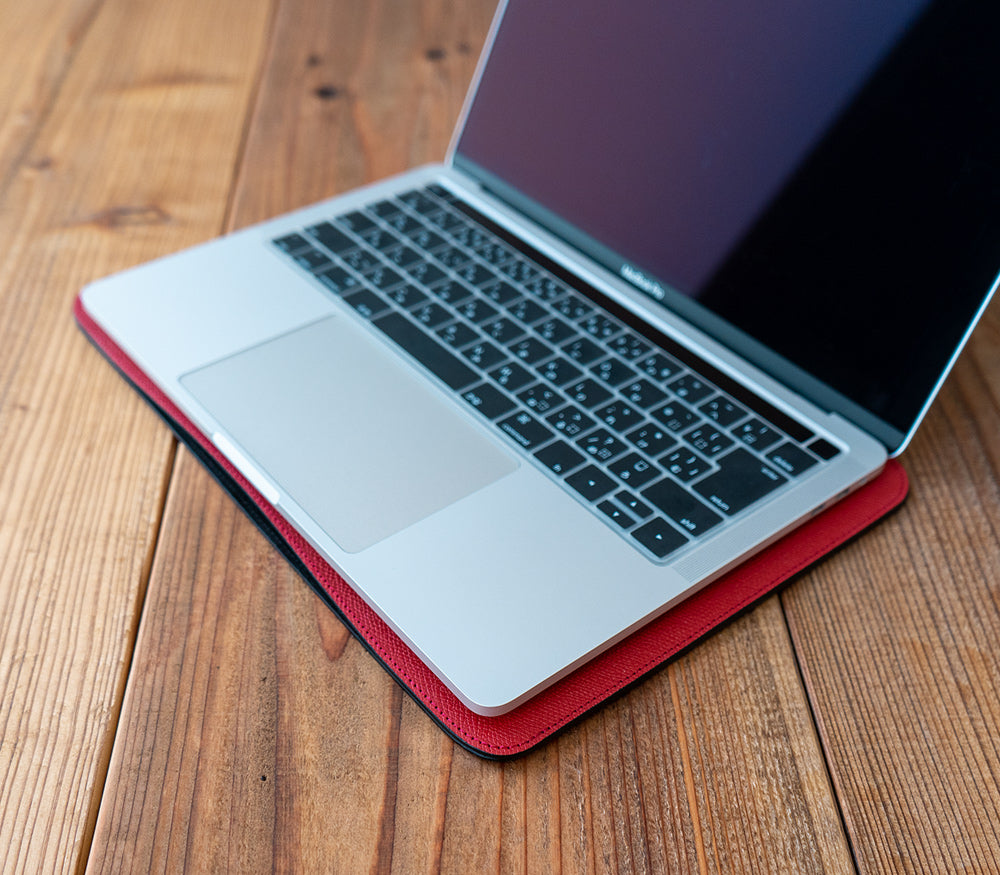 職人が作るレザースリーブ 13インチMacBook Pro 用 – 国立商店