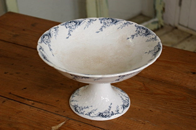 存在感たっぷりなリュネビル窯コンポティエ フランスアンティーク食器