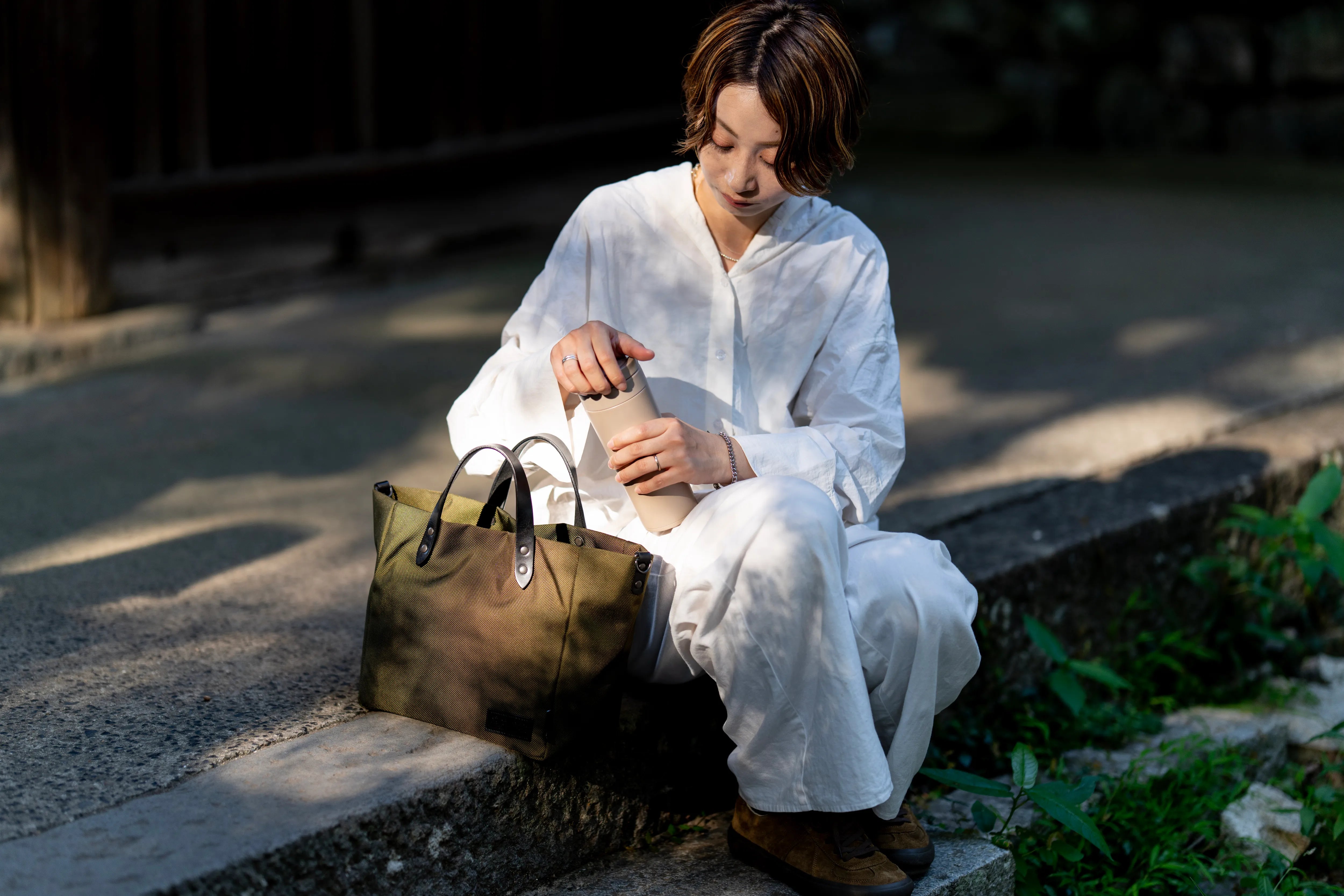 軽くて便利なトートバッグ×栃木レザーハンドル コーデュラ®製｜持ち手