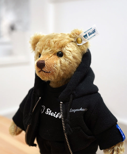 シュタイフ145 周年記念作品 – LOOPWHEELER