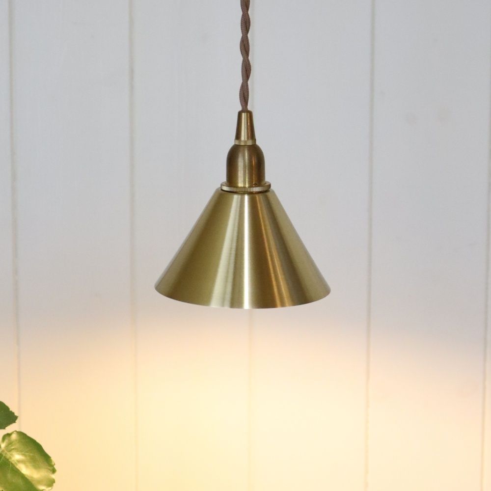 真鍮のオシャレな輝き♪ ペンダントランプ AX1-HS3240-HS1858