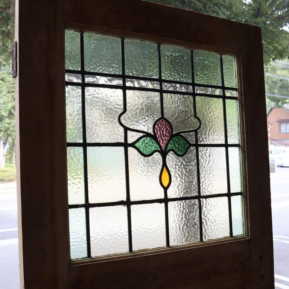 淡い色ガラスが素敵♪ 英国アンティーク・ステンドグラスドア VC106
