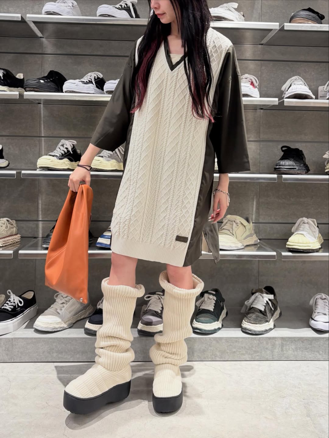 ODAKHA×SUBUコラボレーションアイテム発売。新感覚ブーツ「loose socks