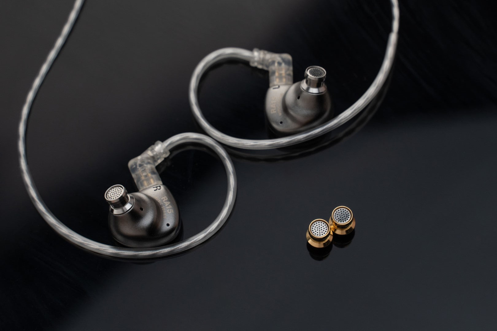 NF Audio RA15 ふたつの音を楽しめるカナル型イヤホン – 伊藤屋国際