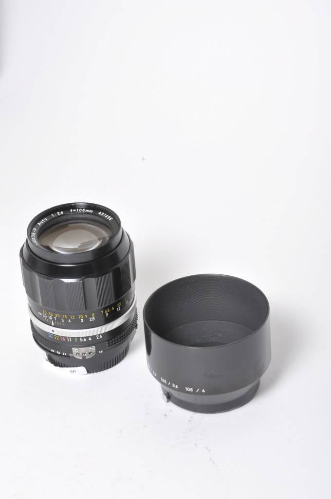 Nikon Portrait lens 105mm f2.5 full frame or APS-c - LeZot Camera