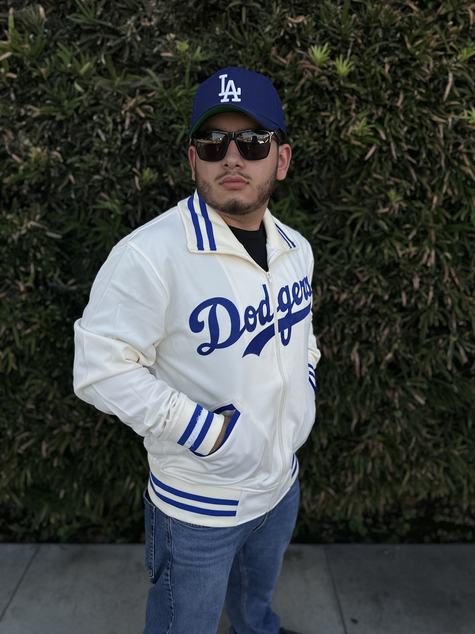 LA Dodgers Men's 1981 Batting Practice Jacket Cream - The Locker