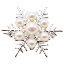 ミキモトを浜松入野で買取。雪の結晶モチーフのアコヤパールブローチを
