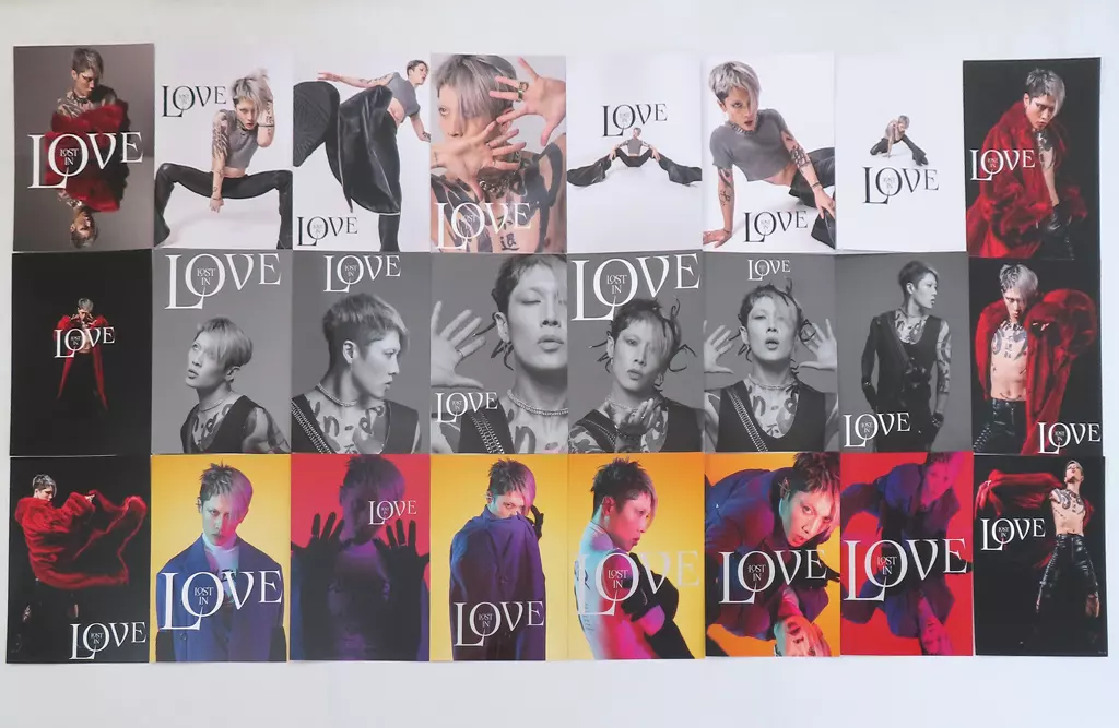 MIYAVI LOST IN LOVE 厚紙ポスター 24枚 駿河屋 -<中古>[単品] MIYAVI A4アートピース(24枚組) 「CD Lost In