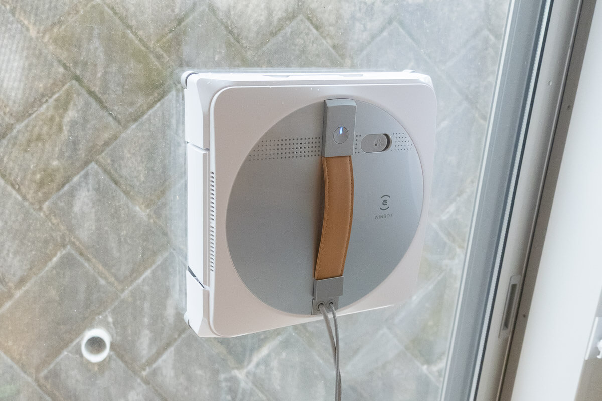 エコバックス「WINBOT W1 PRO」使用レビュー！窓拭きロボットで2年放置
