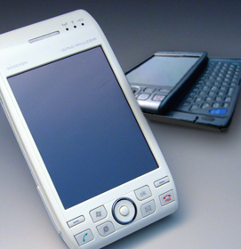 W-ZERO3の機能やデザイン(WILLCOM) わかりやすく解説 Weblio辞書