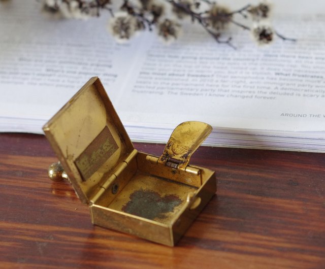 台湾 ヴィンテージ 珍しい携帯灰皿 W816 goldsilverbaby - Pinkoi