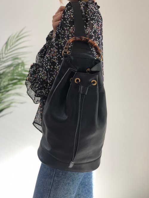 日本直送 名牌中古包 】GUCCI グッチ バンブー レザー 巾着 ショルダー