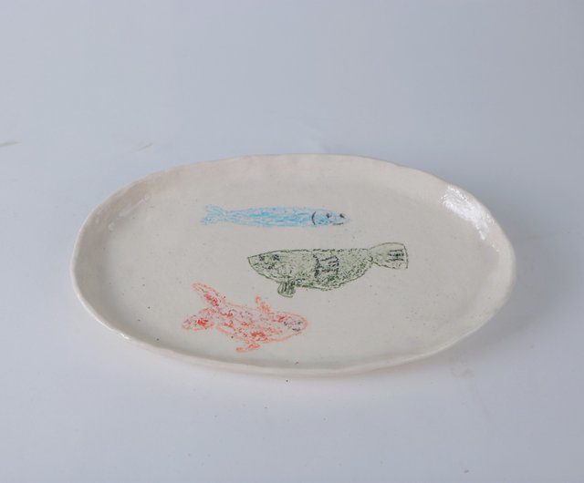 台湾 「不思議な魚」手びねり陶器皿 tu-kuai - Pinkoi