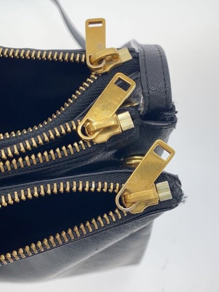 CELINE(セリーヌ) / ショルダーバッグ/レザー/BLK/トリオラージ