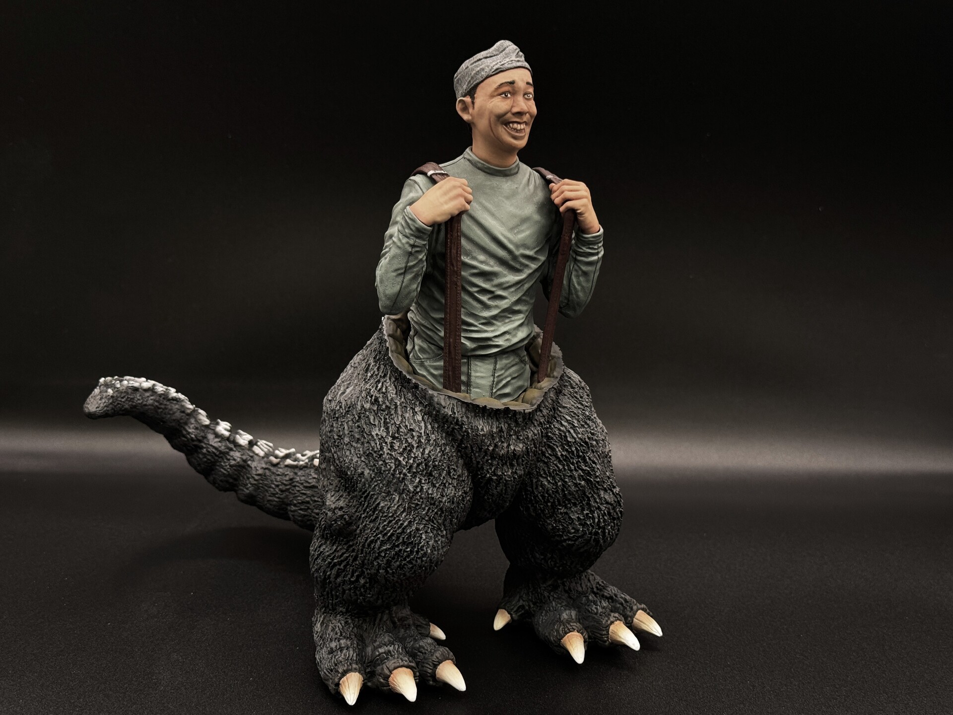 ArtStation - The Man In The Monster 中島 春雄 + 初代ゴジラ 完成品