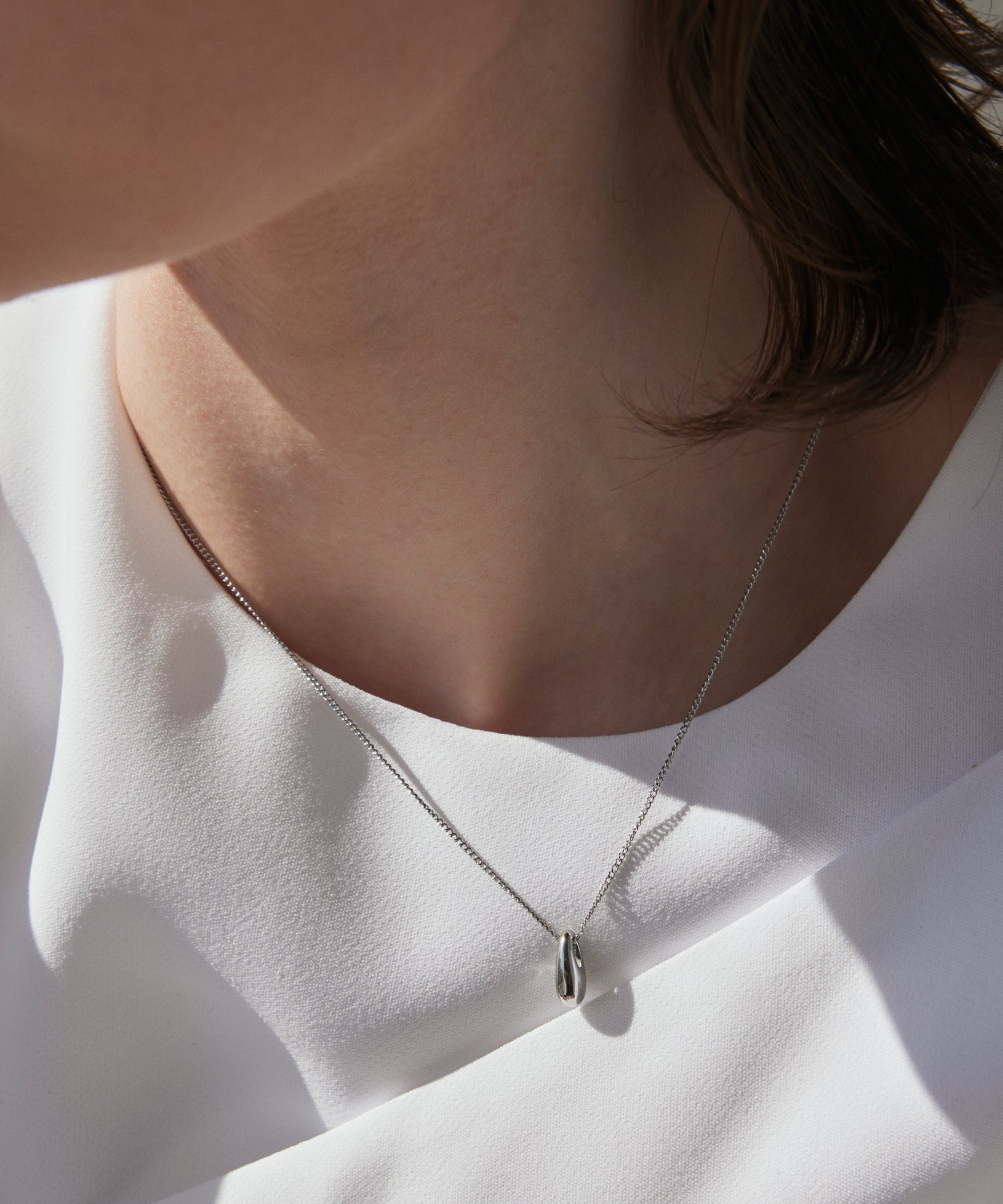 シルバー]ドロッププレートネックレス