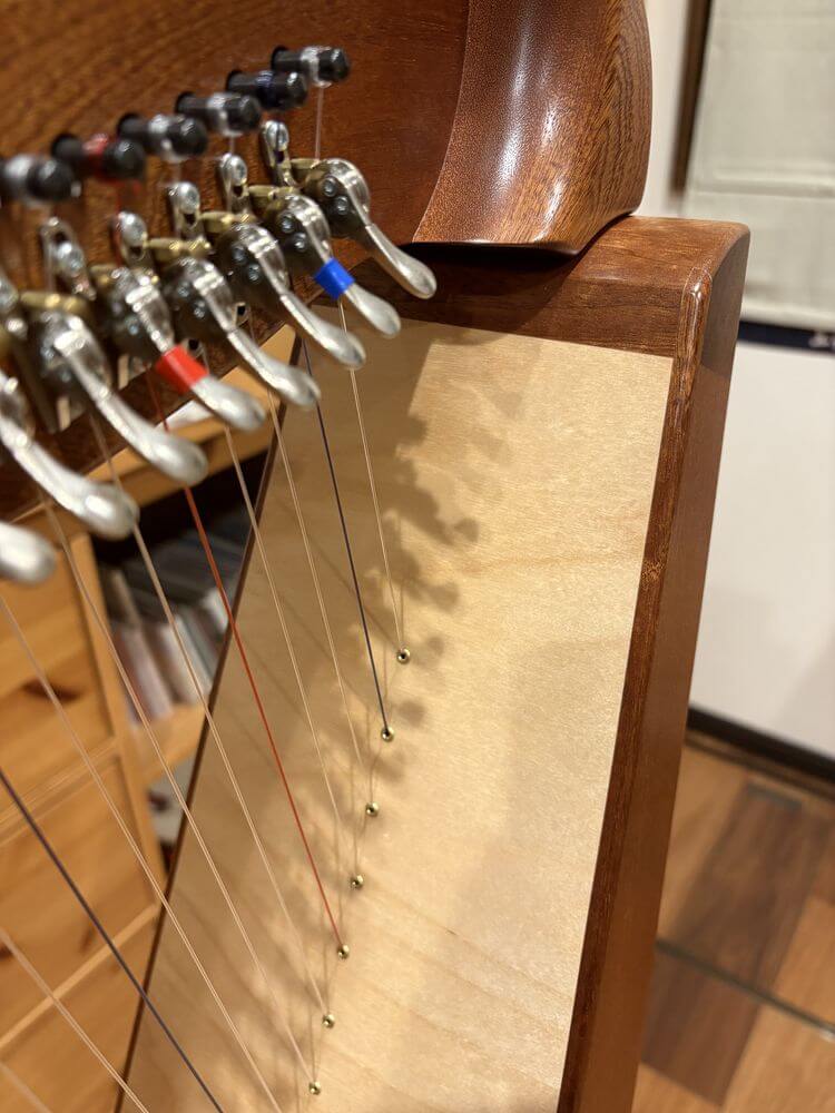 ケルトの笛屋さん | 商品詳細 | Dusty Strings アイリッシュ・ハープ