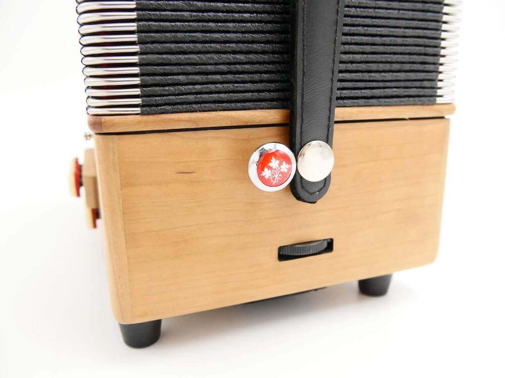 ケルトの笛屋さん | 商品詳細 | ボタン式アコーディオン B/C Ceilidh