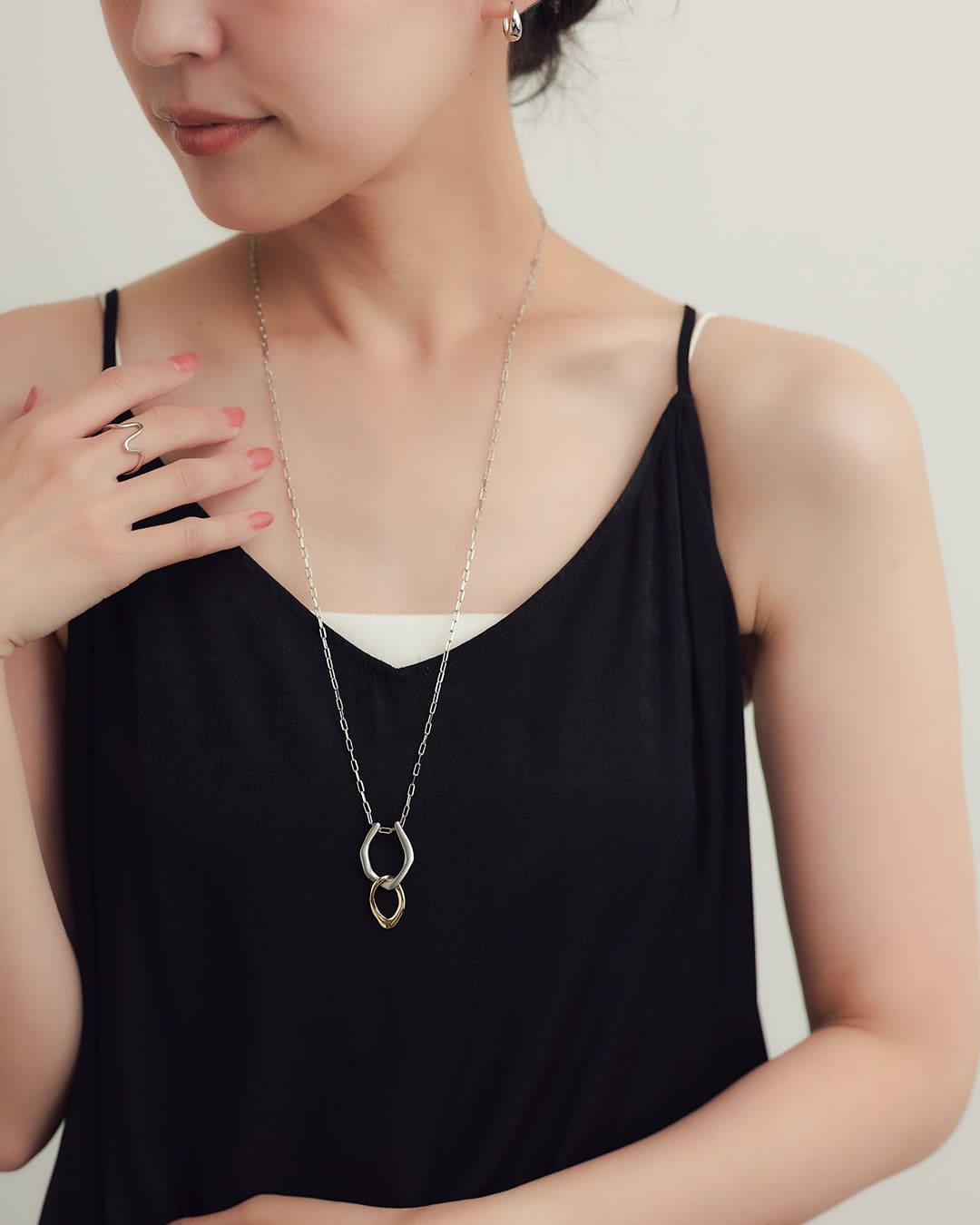 1/30(金)20:00～再入荷】【18KGP】マルチwayロングネックレス＜ChooMia