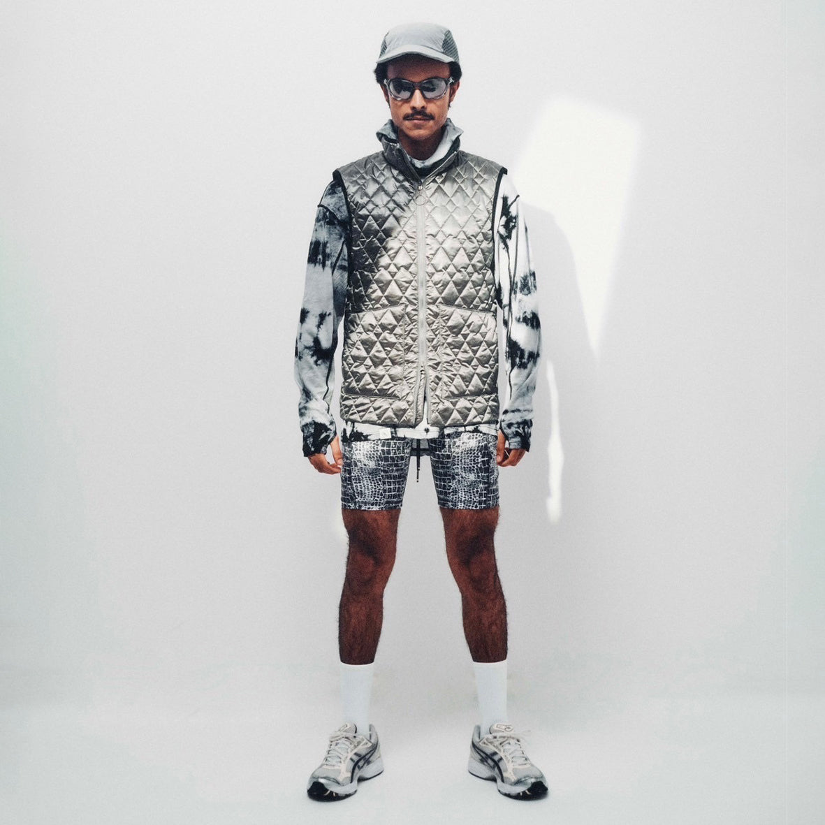 LIMONTA CHAMBRAY NYLON PUFF VEST SILVER