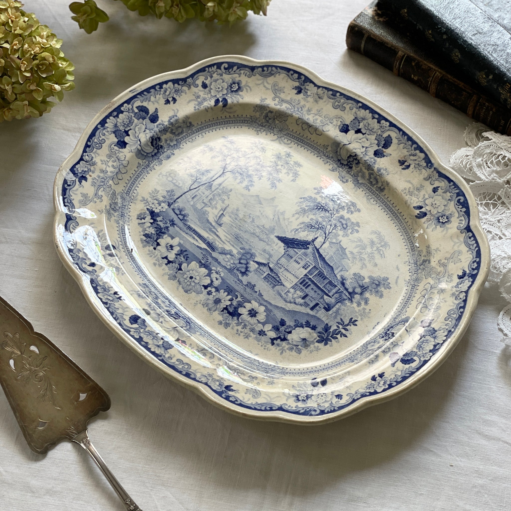 リムも可愛いB&Wオーバル皿（36.5x30.5cm） イギリスアンティーク
