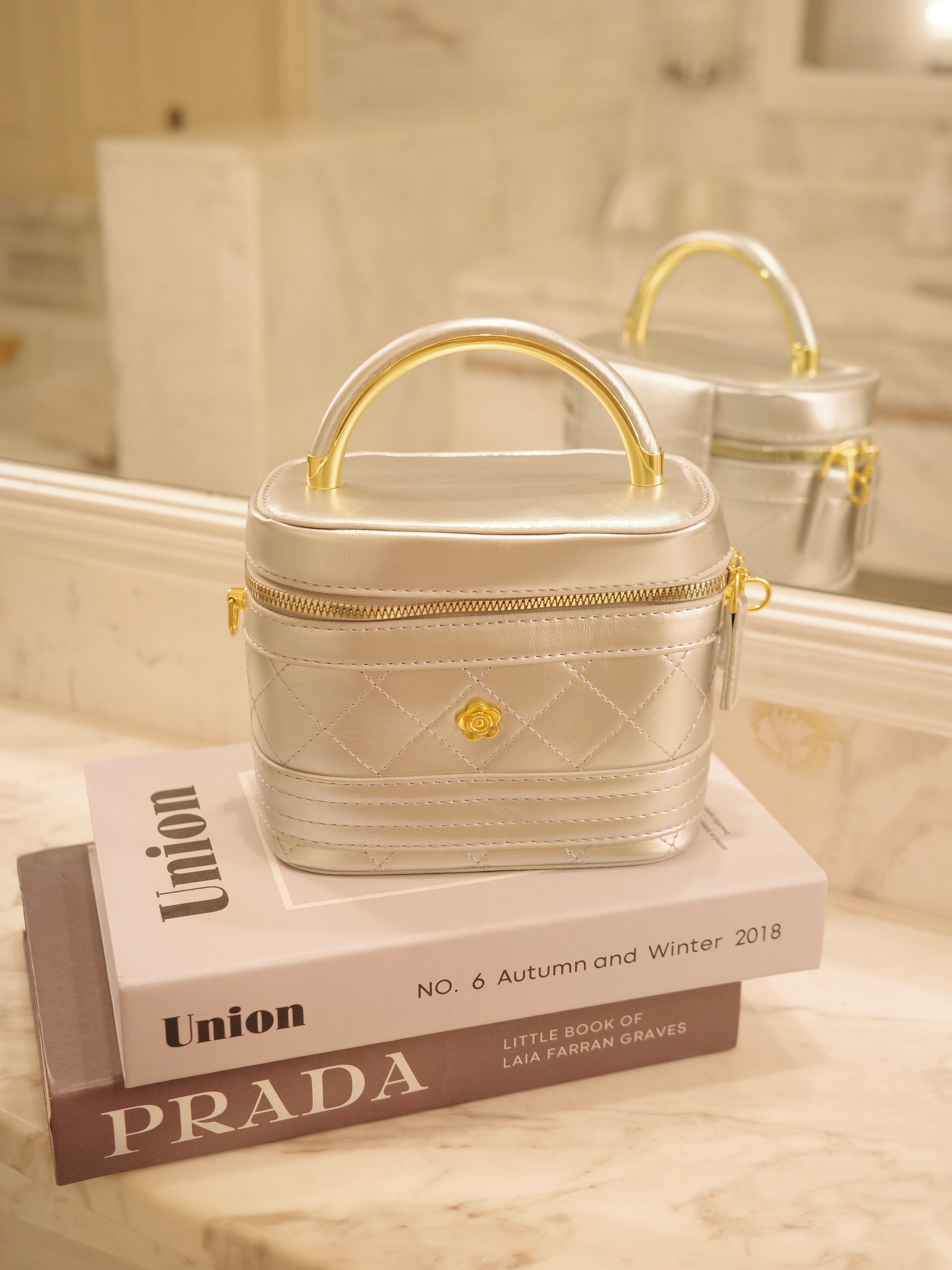 ローズチャームバニティバッグ – Ciel