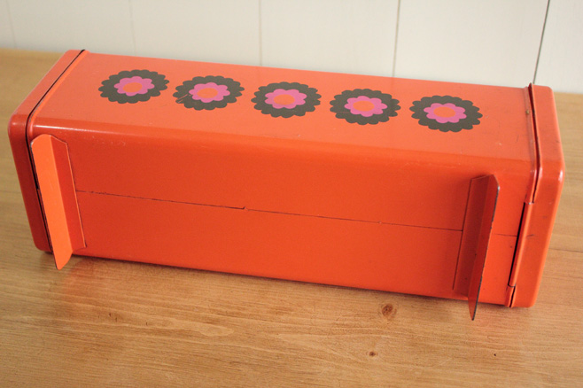 ヴィンテージ】フィンランドで見つけたブレッドケース COMFOTA 北欧雑貨店