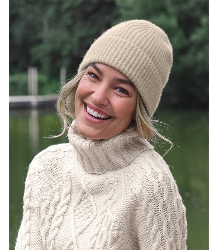 Oatmeal | Ribbed Cashmere Hat | WoolOvers US