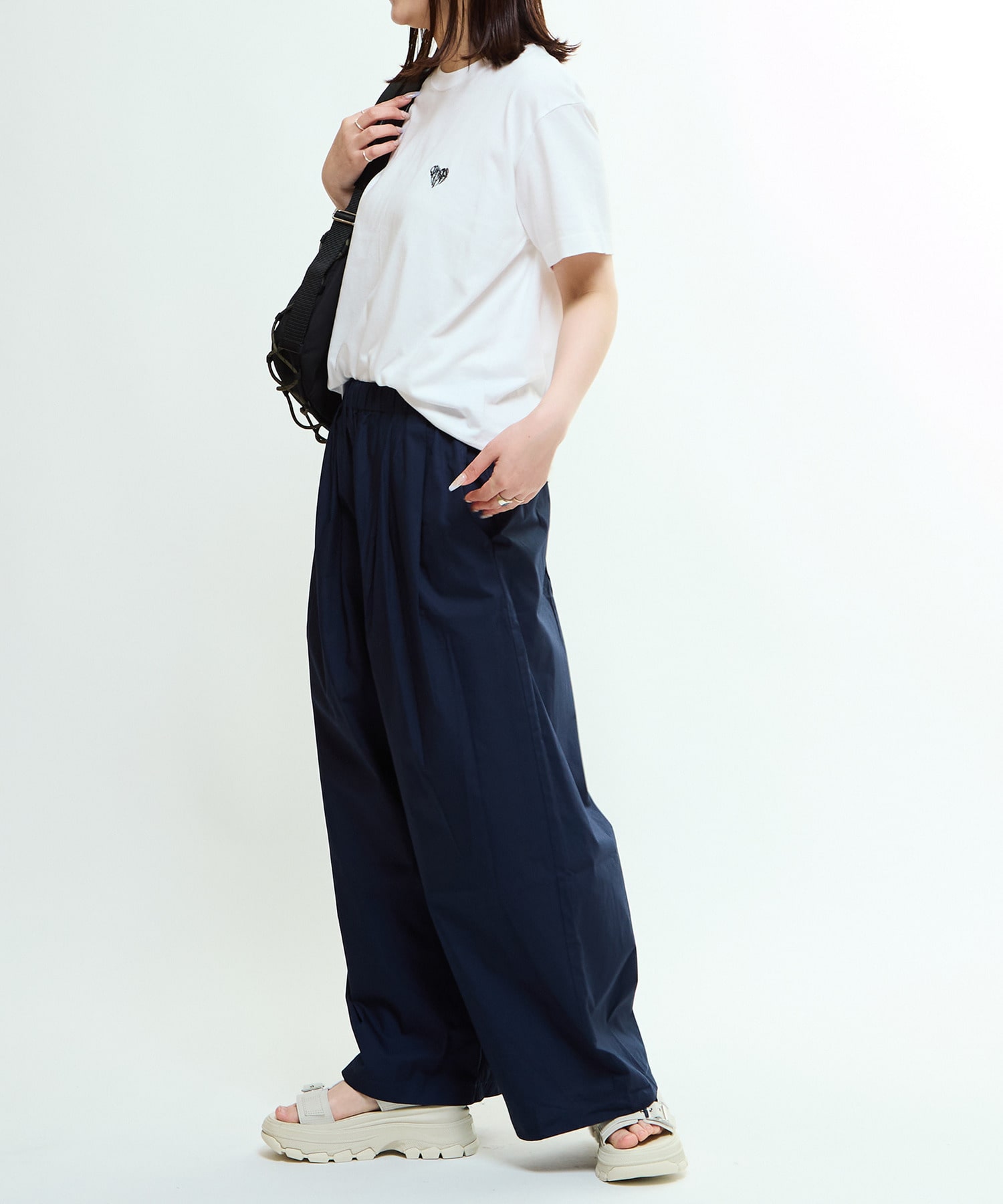 GATHERED WIDE BALLOON PANTS｜CONVERSE TOKYO (コンバーストウキョウ