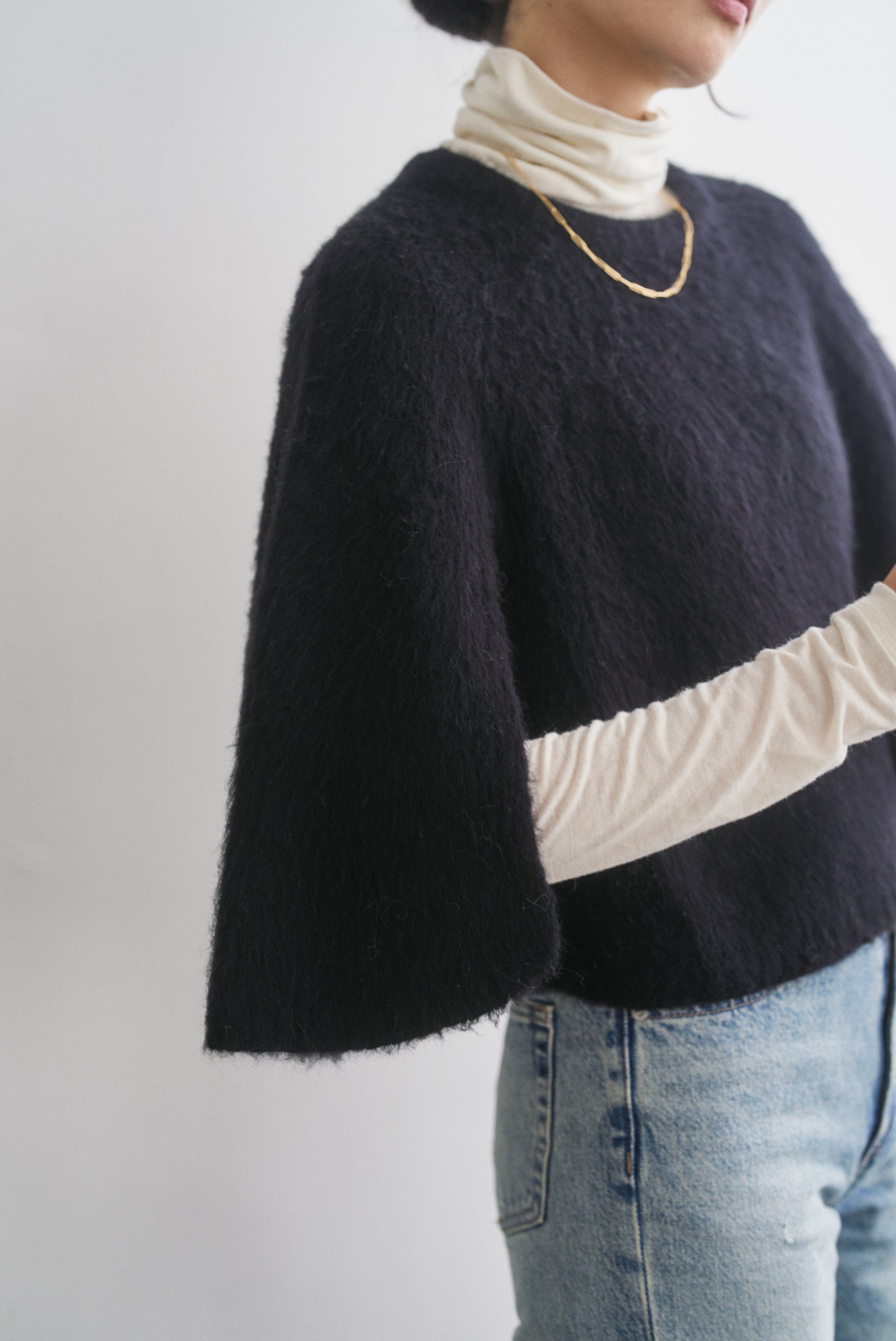 フォックスファーケープポンチョ – CONNSE