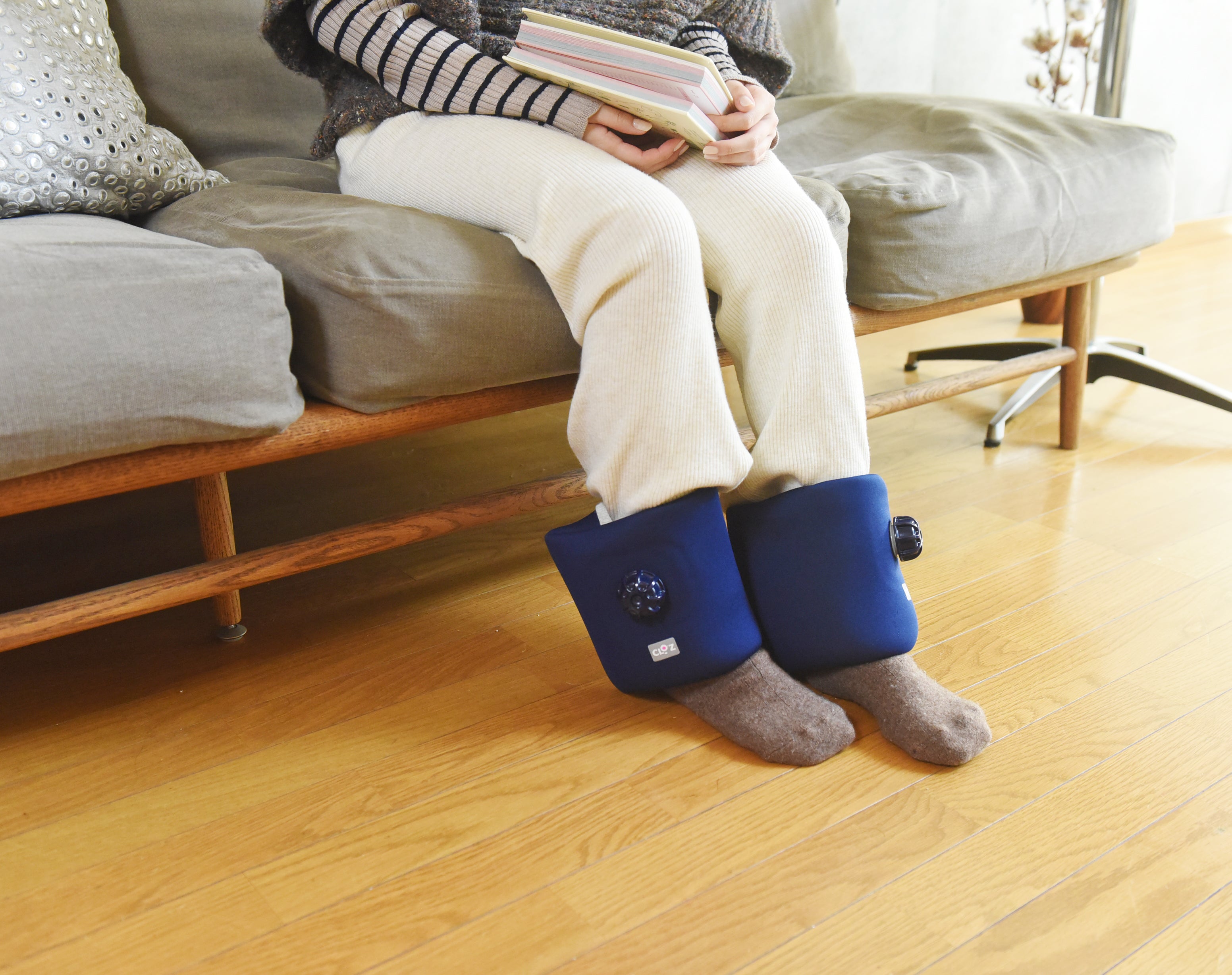 旧型】クロッツ やわらか湯たんぽ 足首用タイプ – クロッツ やわらか