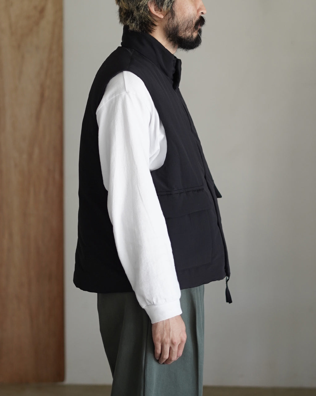 STILL BY HAND スティルバイハンド スタンドカラー パデッド ベスト