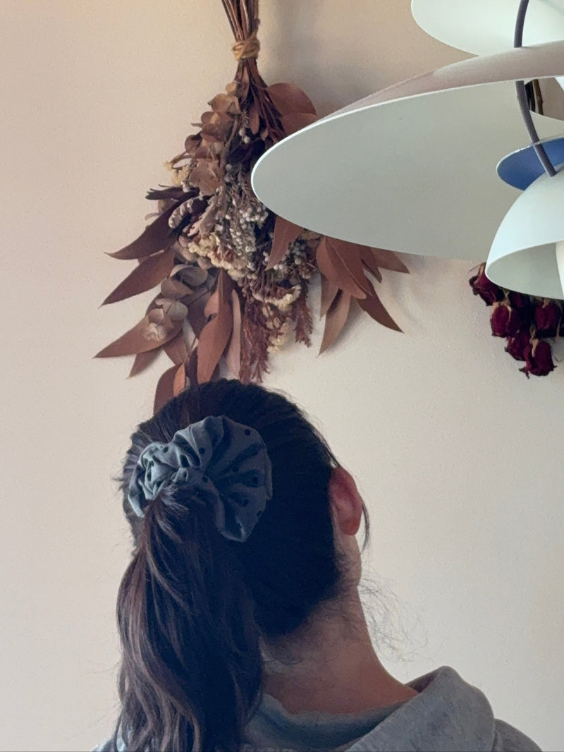 グレードットシュシュ DPA43557 – CRAMMY