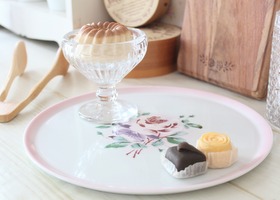 イマン プリンセスローズ － フレンチカントリーのバラ柄、レース雑貨