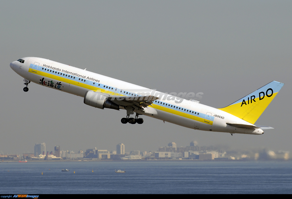 Boeing 767-33A/ER Air Do JA98AD - AirTeamImages.com
