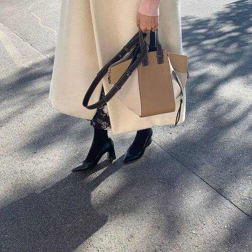 ロエベ（LOEWE）ハンモックの魅力とは。サイズ展開や人気カラーを紹介