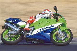 カワサキ「ZXR250」1989年｜驚異の高回転型4気筒エンジンが吼える
