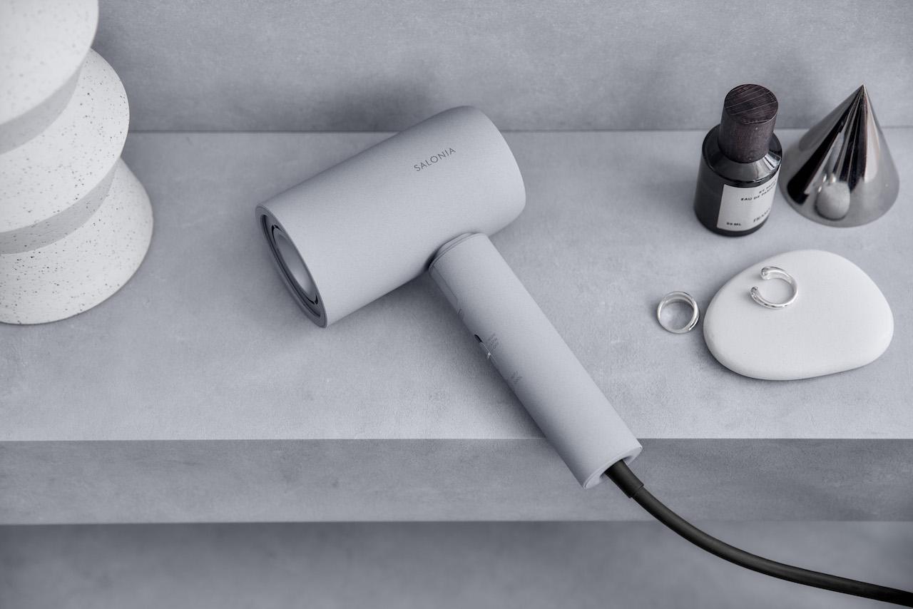 KEYNICE ストレートヘアドライヤー 数回使用済みの中古品【美品