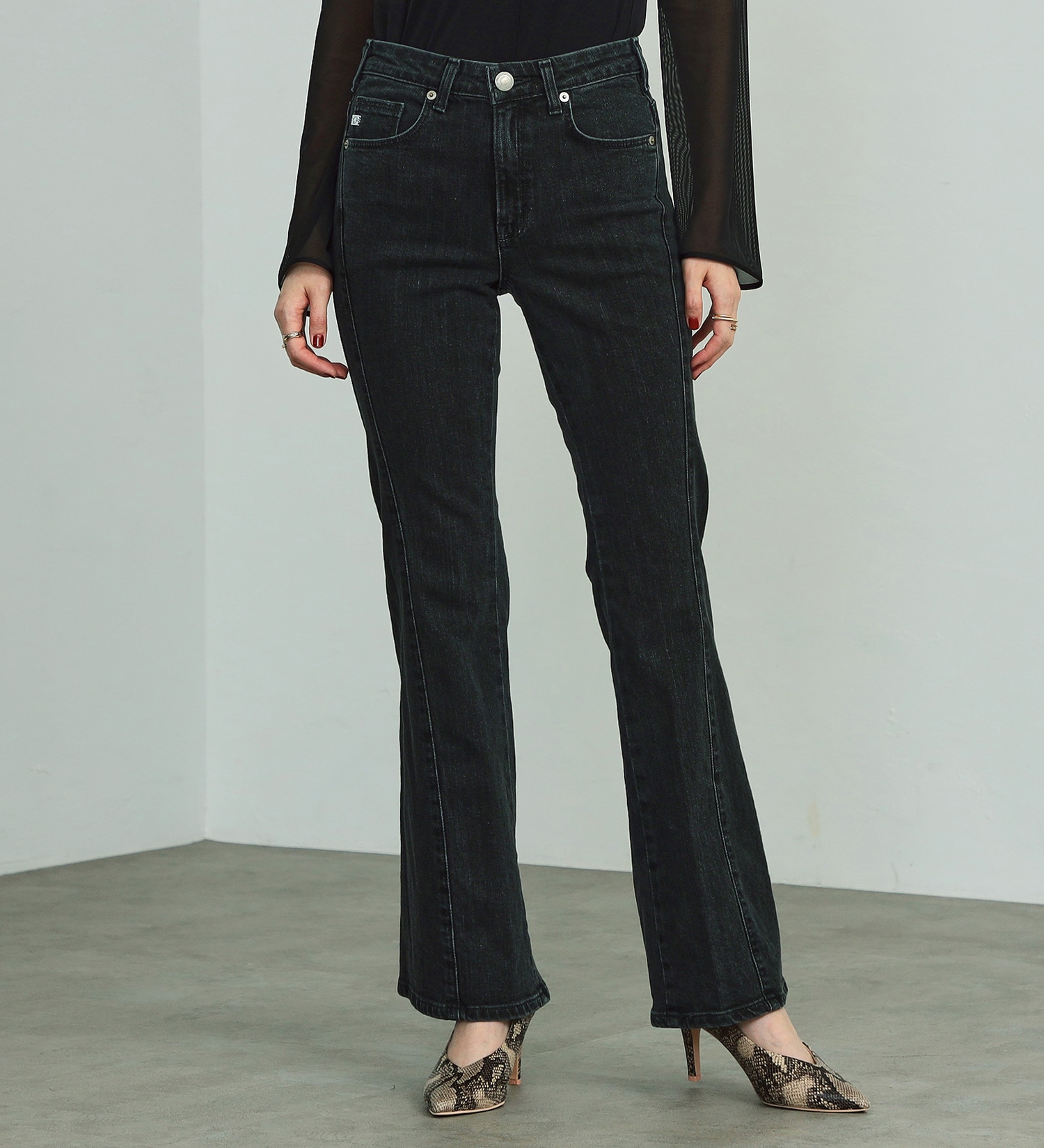 期間限定SALE】SOMETHING LISAフレアデニムパンツ【バイカラー