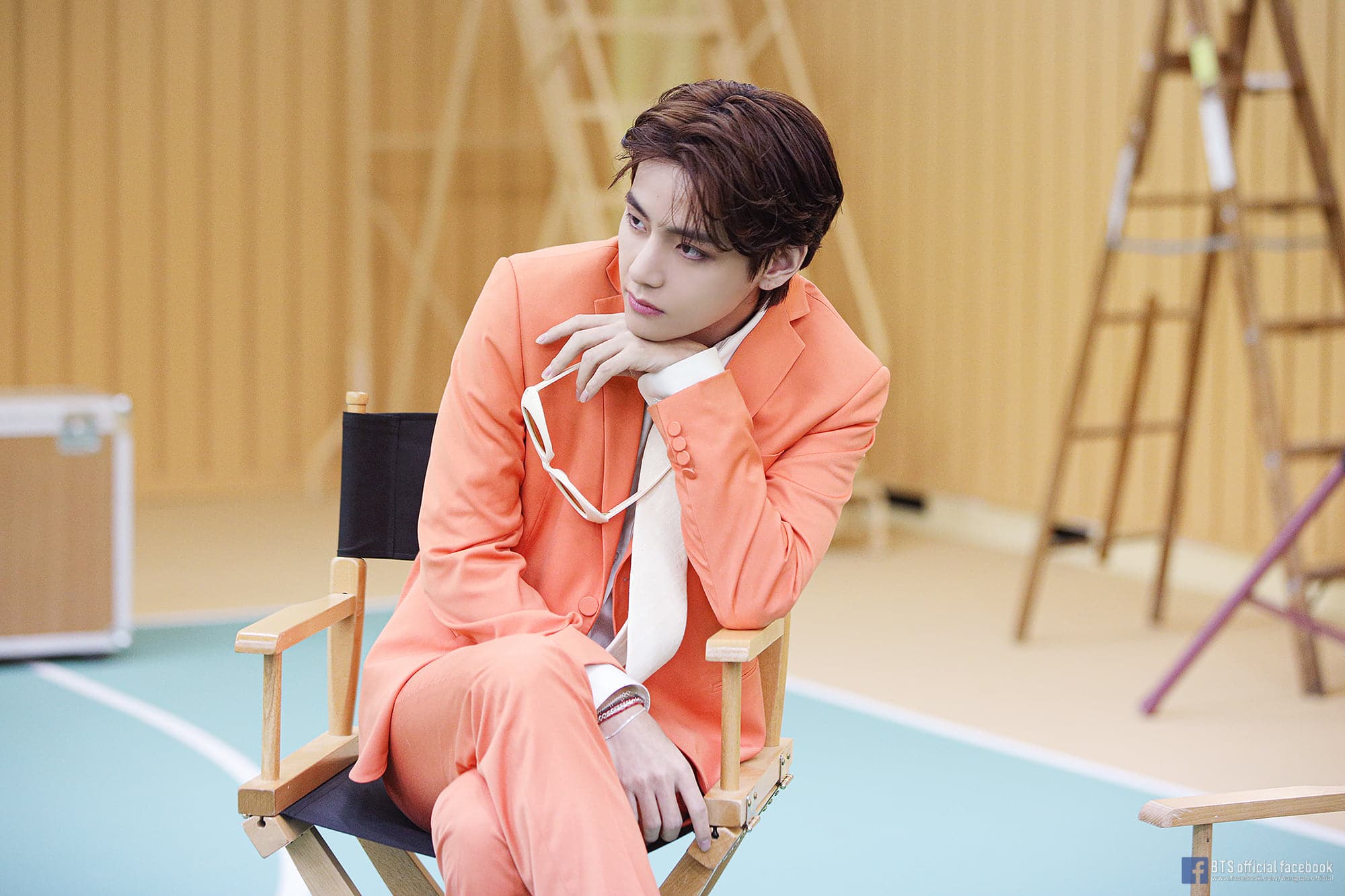 BTS Vが演技についての思いを告白‥'俳優 キム・テヒョン'はしばらくお