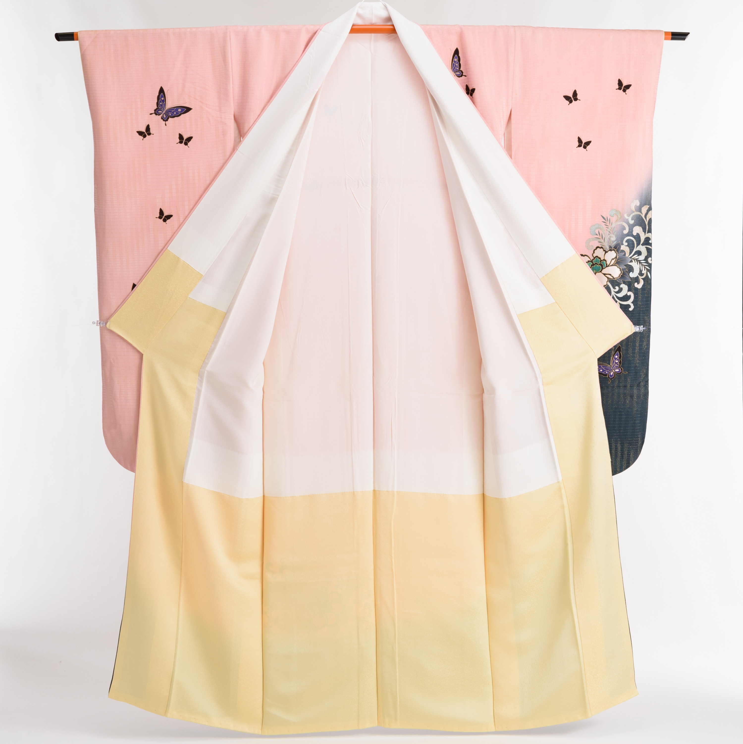 振袖 トールサイズ 牡丹と蝶々 - からん::アンティーク着物