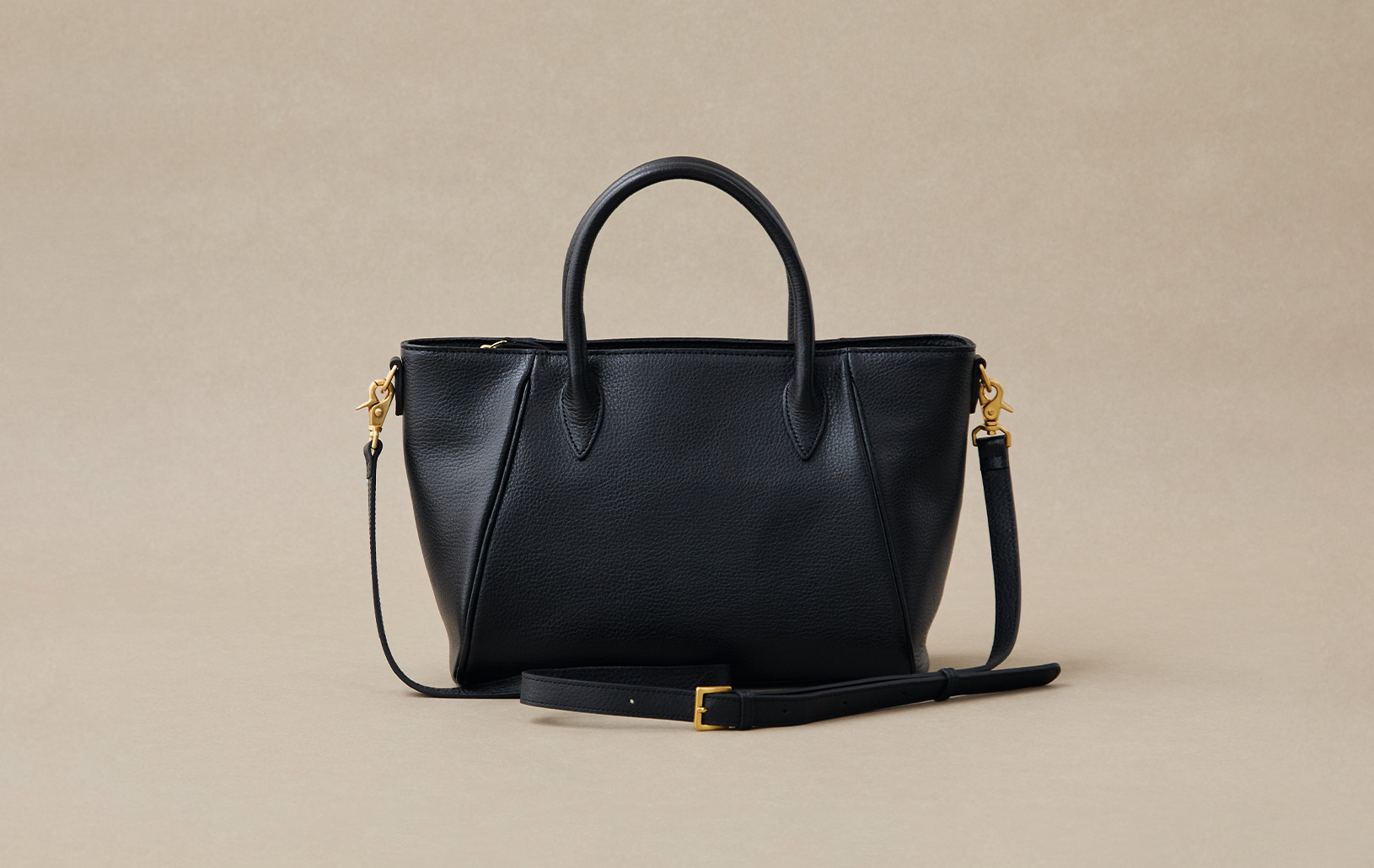 オリーブレザー舟形2wayバッグ/ブラック | Factelier (ファクトリエ)