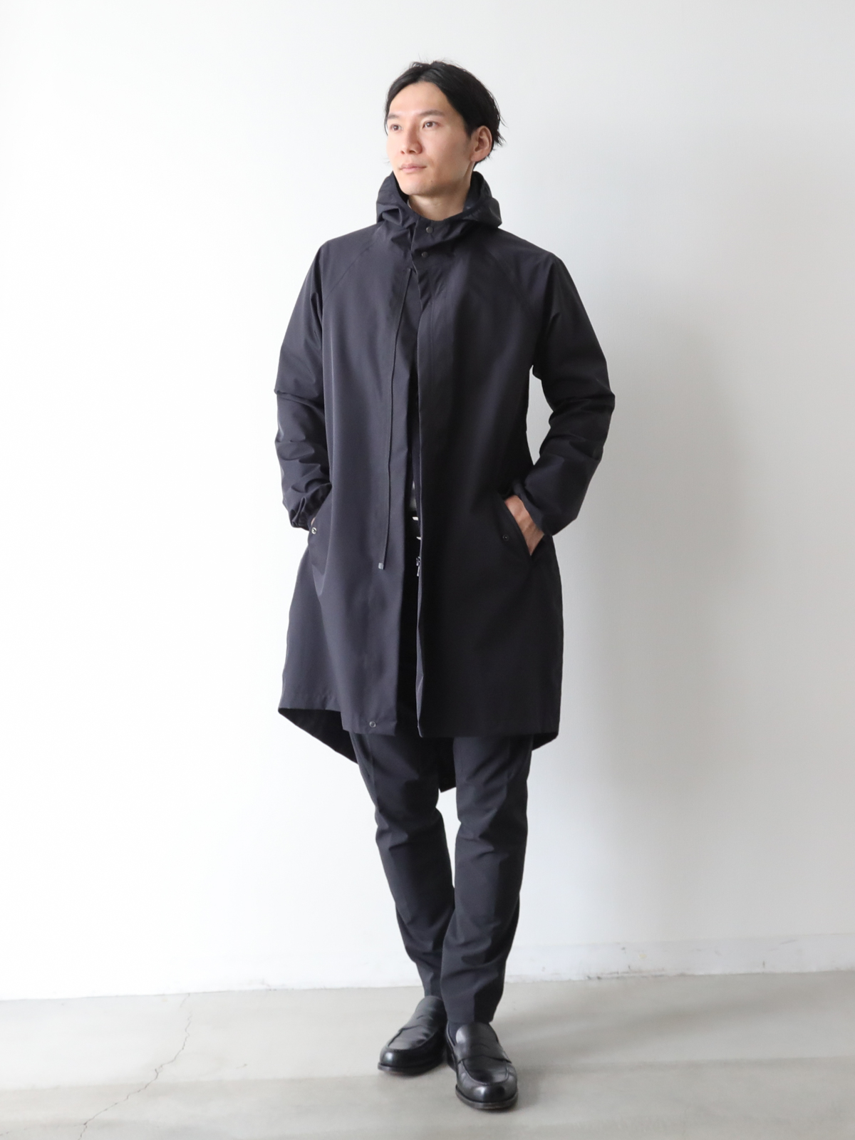 超高密度ナイロンのウォータープルーフコート/ブラック | Factelier