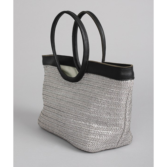 lemoです。バッファローレザー シルバーカゴバック lemoです