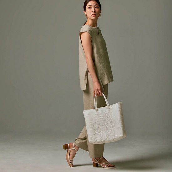 Letra]メルカドバッグ CANGREJO 【M】 | KOBUNSHA SELECT SHOP