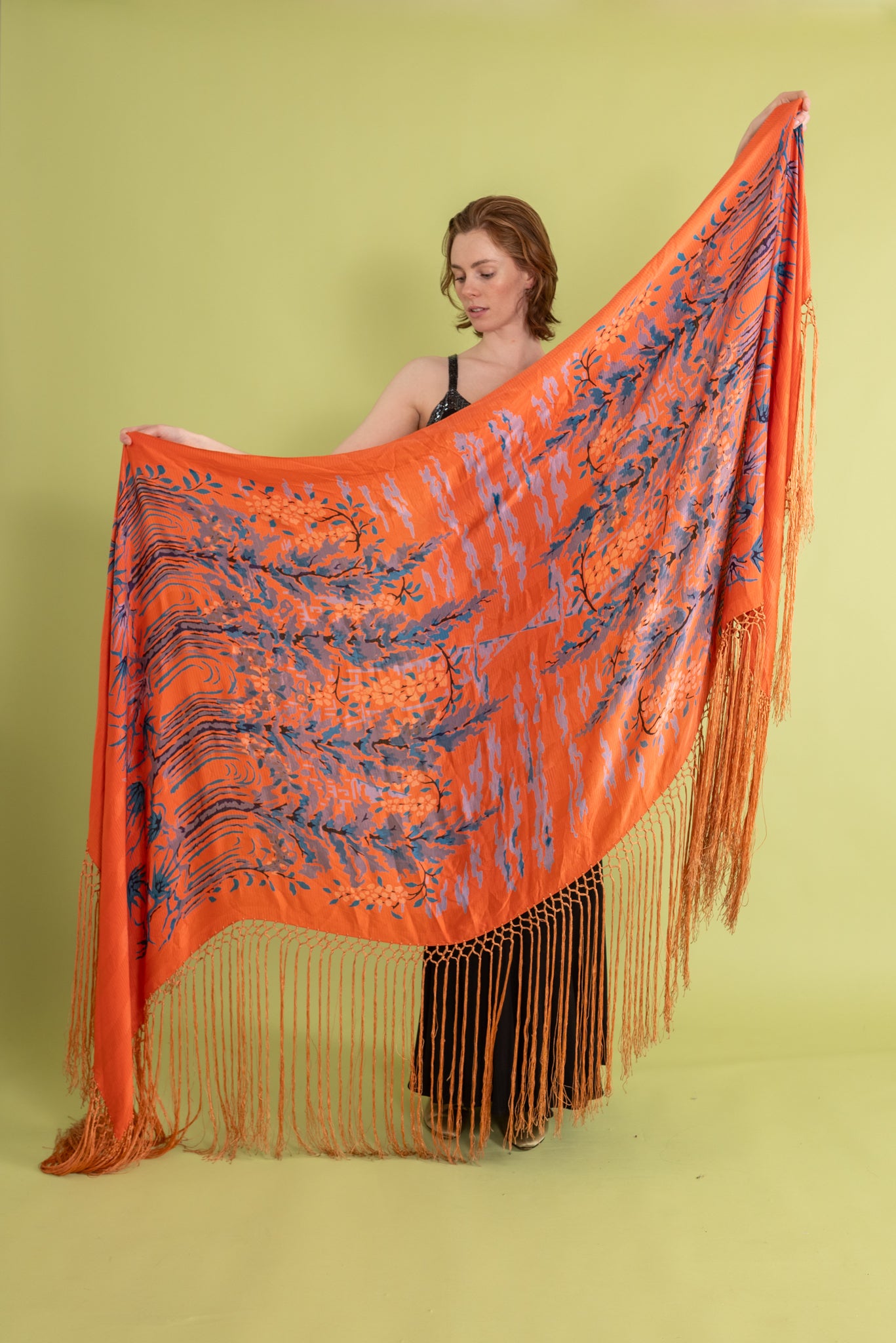 1920s Tangerine Surrealist Silk Fringe Shawl – Demetra Vintage