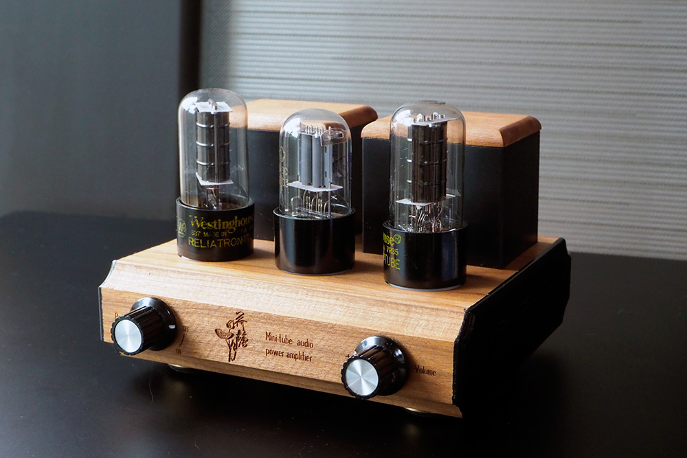 ビンテージ-ミニ真空管アンプ 創業70周年記念「真空管アンプ組立キット