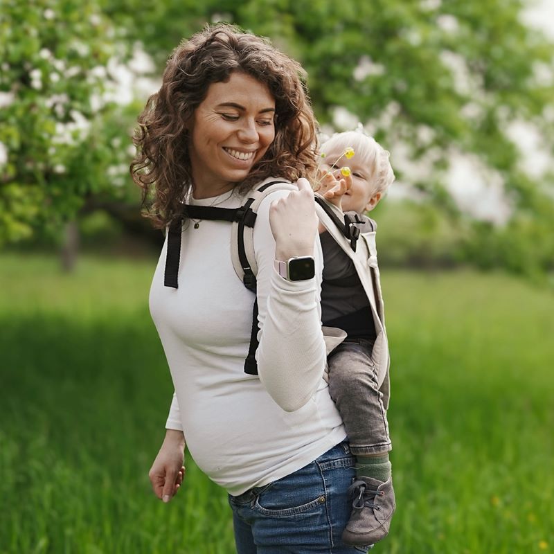 大きい子も簡単に楽々背負えるおんぶ紐｜ディディゴー サンド