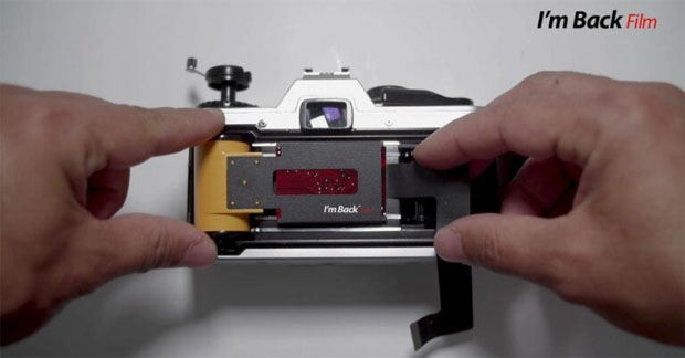 古いフィルムカメラを2000万画素のデジタルカメラにするアクセサリー